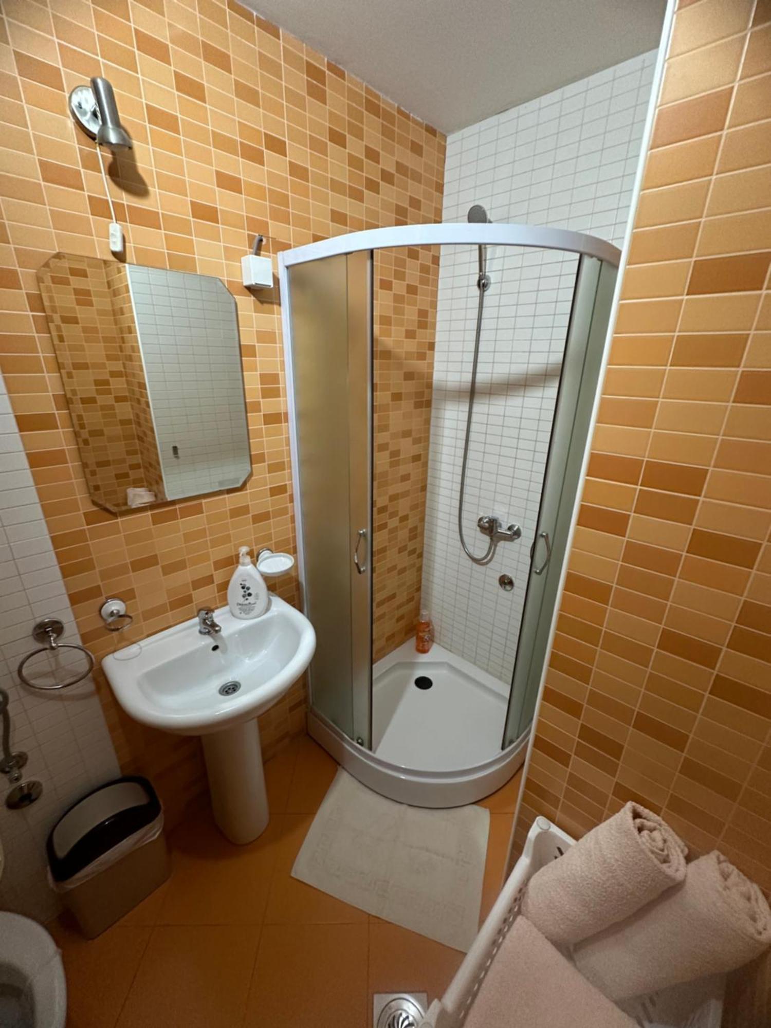 Apartments Bokan Τσέτινιε Εξωτερικό φωτογραφία