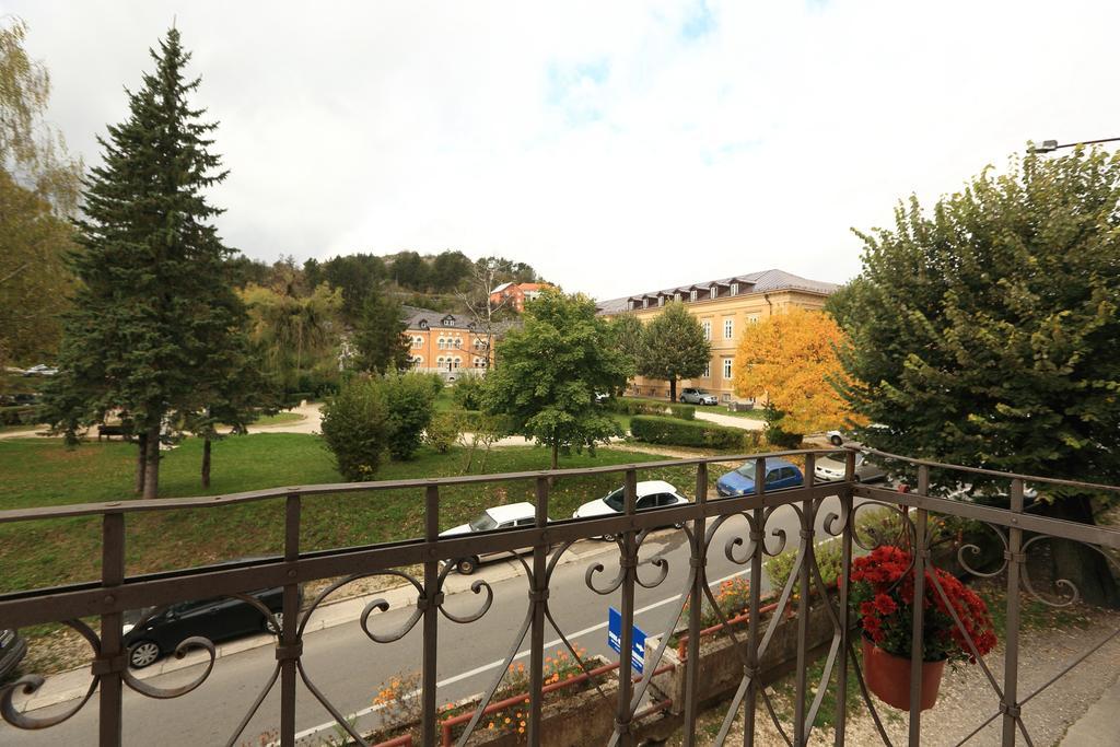Apartments Bokan Τσέτινιε Εξωτερικό φωτογραφία